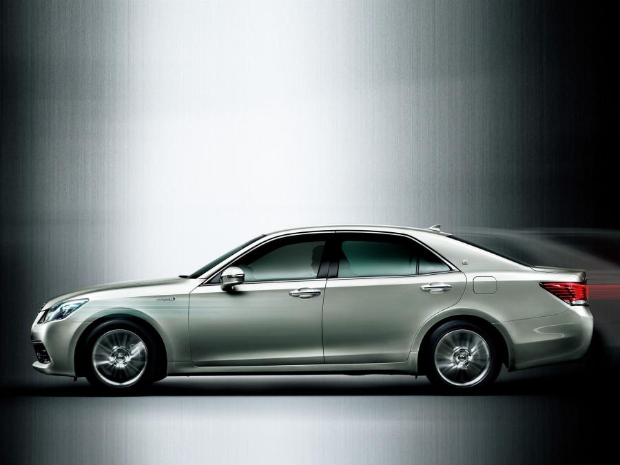  Toyota Crown Hybrid Royal Saloon (S210) 2012 года  (фото 14 из 14)